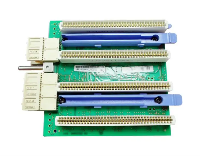 IBM DISK UNIT BACKPLANE 32N1203