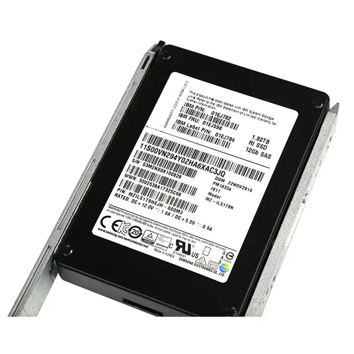 Lenovo Storage V5030 1.92TB 1DWD 2.5in SAS SSD 01CX804