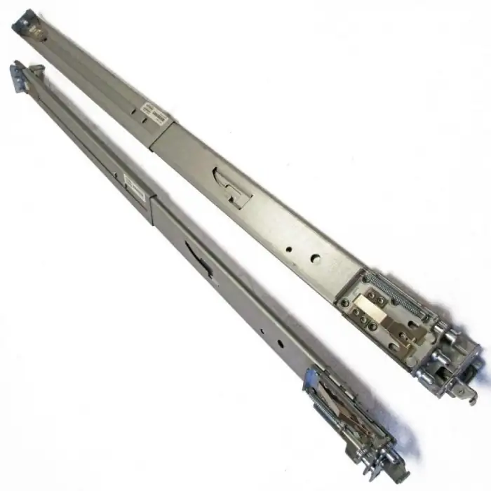 RACK MOUNT KIT 7042-CR4 42R8761