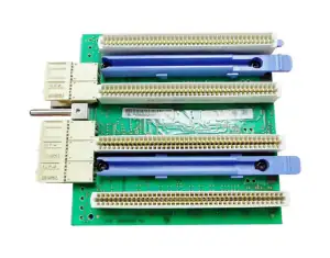 IBM DISK UNIT BACKPLANE 32N1203 - Φωτογραφία
