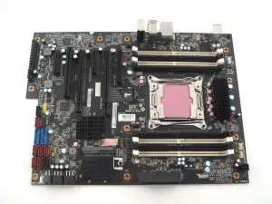 MB LENOVO THINKSTATION P520 MT - Φωτογραφία