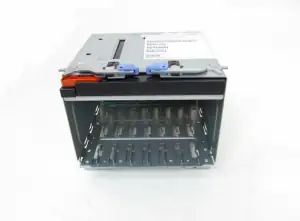 6-Slot SAS SFF DASD/Media Backplane 74Y2900 - Φωτογραφία